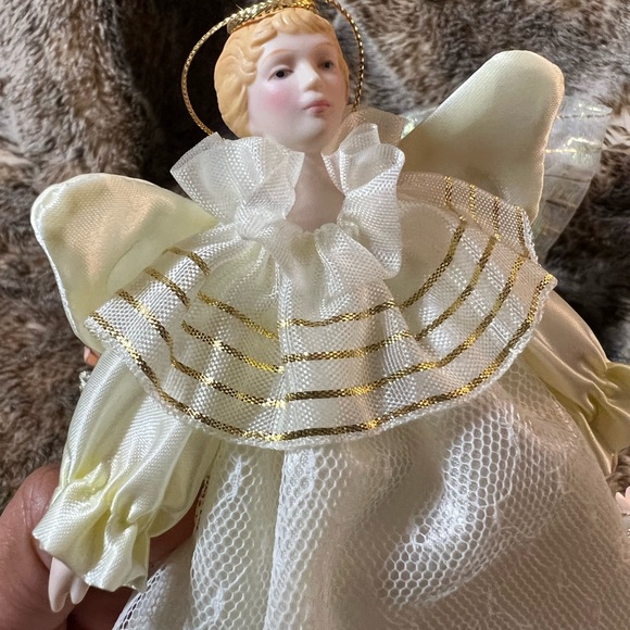 Vintage Victorian Angels Ornaments /tree Topper Porcelain White Gold Lace Lot 4 - Picture 11 of 12